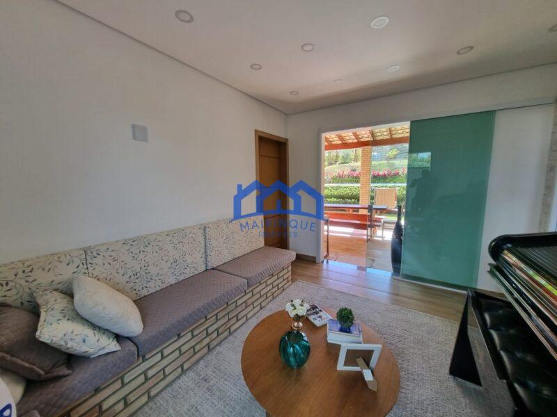 Chácara com 2 quartos e 4 banheiros, 1.000 m² por R$ 550.000 Cód. ch2283