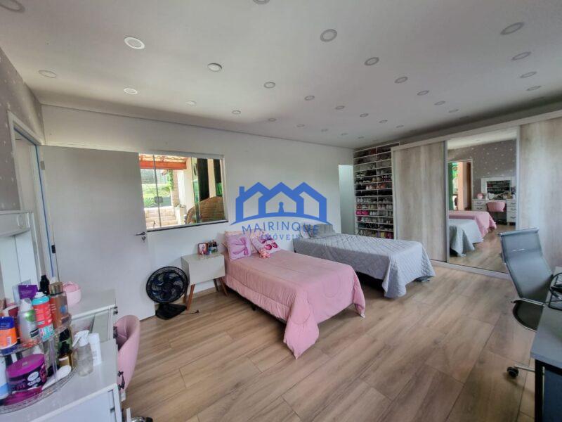 Chácara com 2 quartos e 4 banheiros, 1.000 m² por R$ 550.000 Cód. ch2283