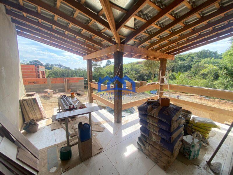 Chácara com 3 quartos e 2 banheiros, 500 m² por R$ 550.000 Cód. ch2285