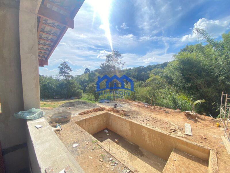 Chácara com 3 quartos e 2 banheiros, 500 m² por R$ 550.000 Cód. ch2285