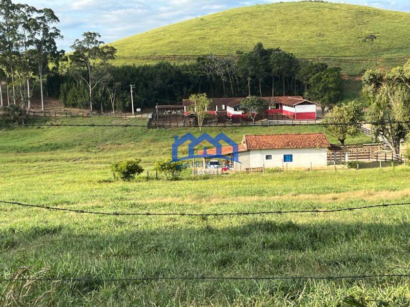 Sitio/Fazenda à Venda, 330 alqueires por R$ 35.000.000 Cód. ch2286