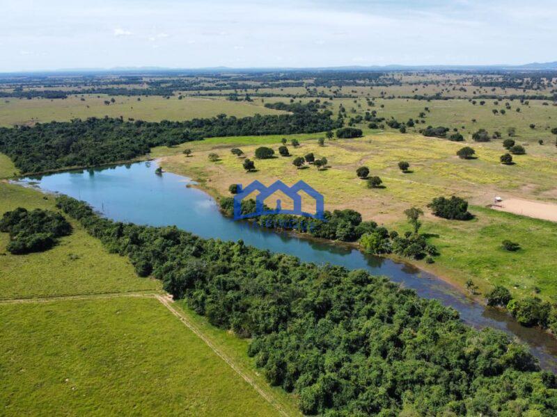 Sitio/Fazendo à Venda, 876 alqueires por R$ 100.000.000 Cód. ch2291