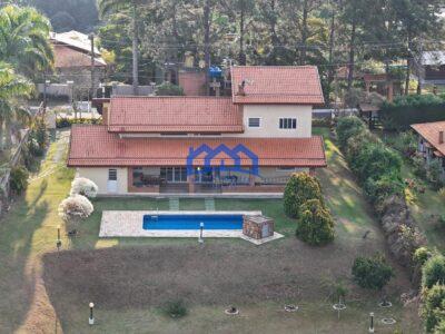 Chácara com 4 quartos e 6 banheiros à Venda, 2.700 m² por R$ 2.000.000 Cód. ps297