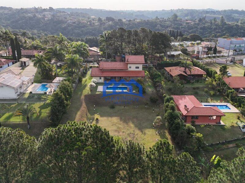 Chácara com 4 quartos e 6 banheiros à Venda, 2.700 m² por R$ 2.000.000 Cód. ps297