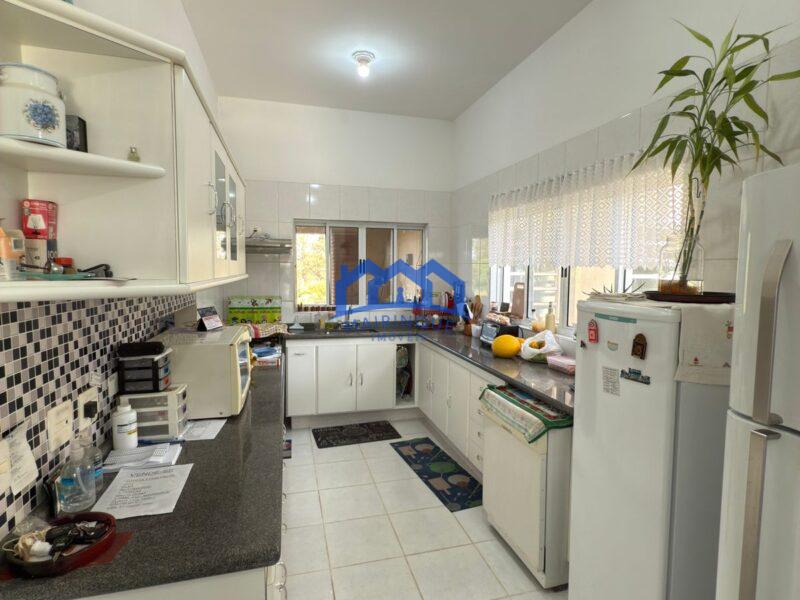 Chácara com 4 quartos e 6 banheiros à Venda, 2.700 m² por R$ 2.000.000 Cód. ps297