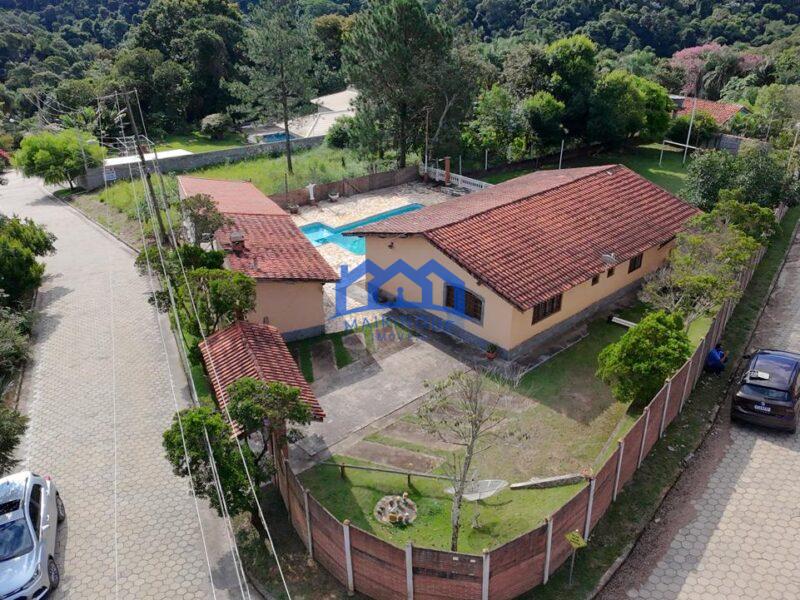 Chácara com 4 quartos e 2 banheiros, 1.450m² à Venda por R$ 650.000,00 Cód. ch2267