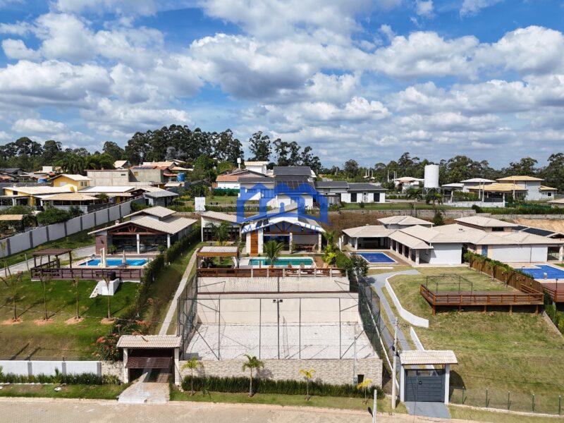 Chácara com 4 quartos e 7 banheiros com 1.000m² à Venda, por R$ 1.200.000 Cód. ch2244
