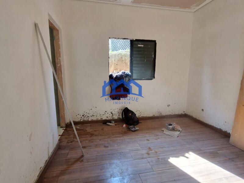 Chácara com 3 quartos e 4 banheiros, 1.300 m² por R$ 680.000 Cód. ch2294