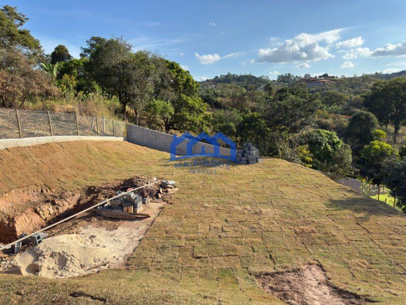 Chácara com 3 quartos e 3 banheiros à Venda, 1.000 m² por R$ 765.000 Cód. ch2297