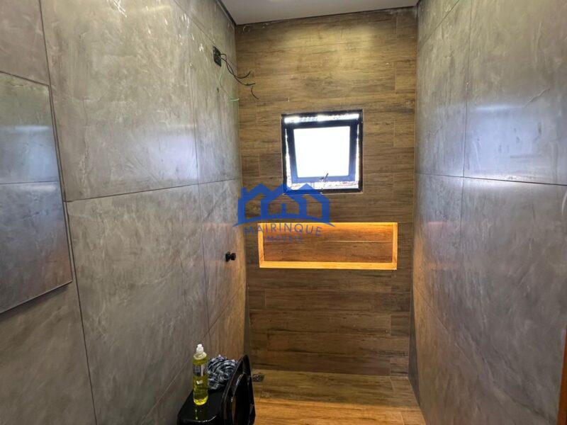 Chácara com 3 quartos e 3 banheiros à Venda, 1.000 m² por R$ 765.000 Cód. ch2297
