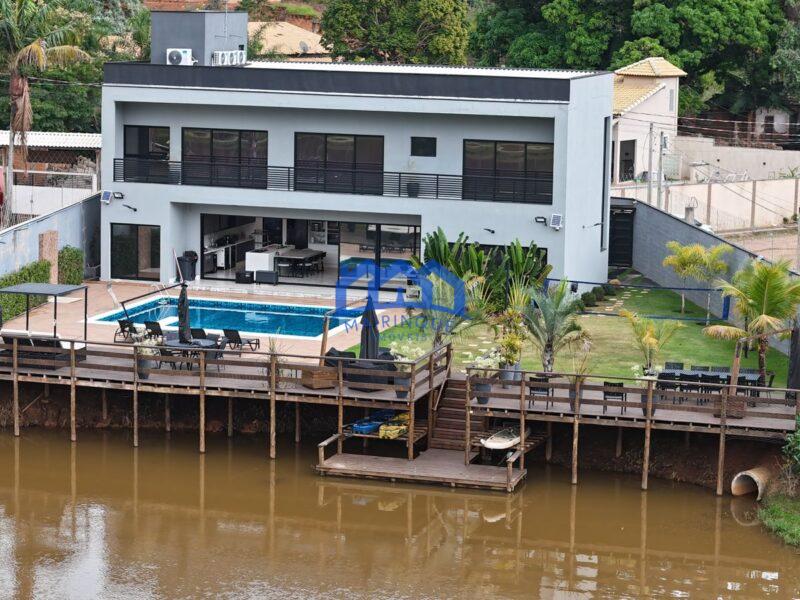 Chácara com 3 quartos e 4 banheiros à Venda, 1.000m² por R$ 1.100.000 Cód. ch2300