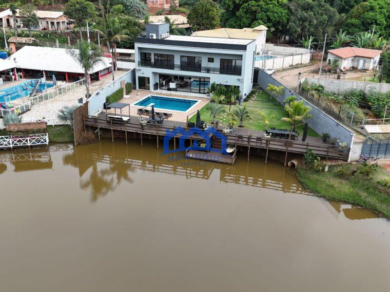 Chácara com 3 quartos e 4 banheiros à Venda, 1.000m² por R$ 1.100.000 Cód. ch2300