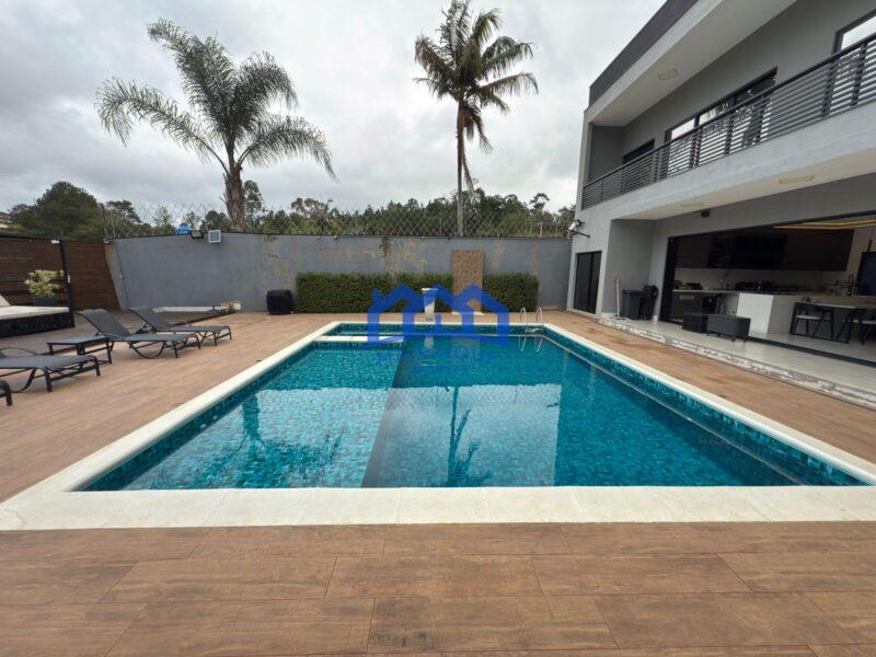 Chácara com 3 quartos e 4 banheiros à Venda, 1.000m² por R$ 1.100.000 Cód. ch2300