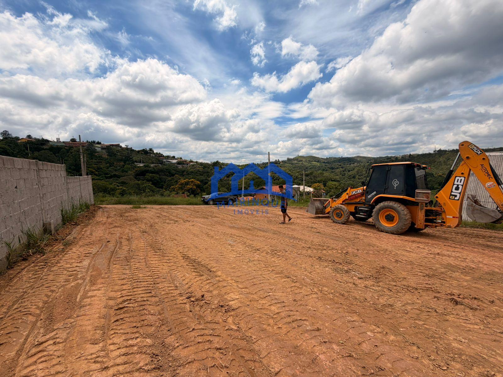 WhatsApp Image 2026-01-15 at 15.57.57 (1)